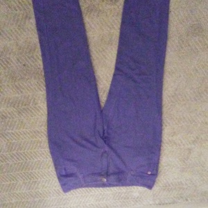 blue jegging is being swapped online for free