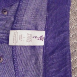 blue jegging is being swapped online for free