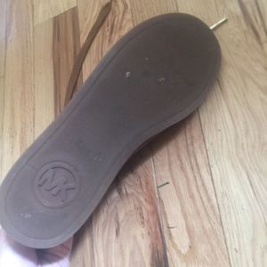 Michael Kors High Top Sneakers Size 8 is being swapped online for free