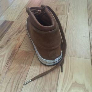 Michael Kors High Top Sneakers Size 8 is being swapped online for free