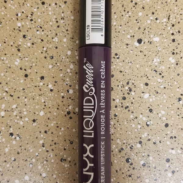 NYX Liquid Suede Cream Lipstick in Subversive Socialite is being swapped online for free
