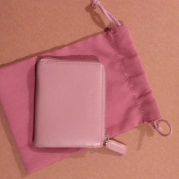 Radley Pink Leather Coin Purse is being swapped online for free