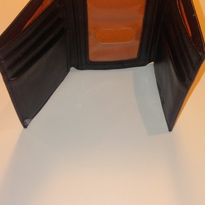 black leather wallet!!! is being swapped online for free
