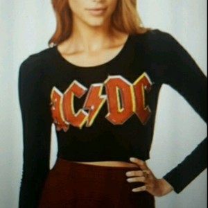 Forever 21 ACDC crop top bnwt is being swapped online for free