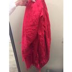 Beautiful Red Scard is being swapped online for free