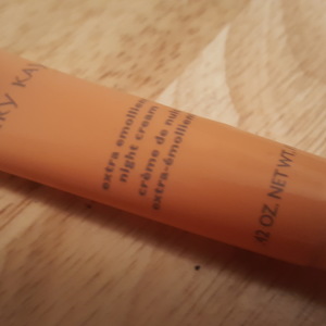 Mary Kay Night Cream is being swapped online for free