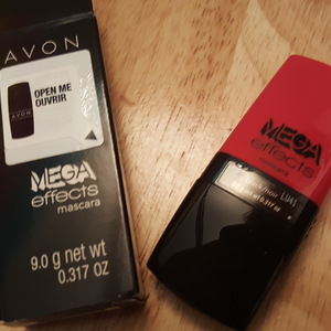 Mega Effects Mascara  is being swapped online for free