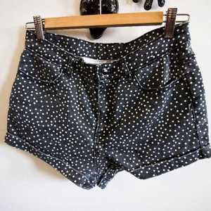 Atmosphere - Primark | Polka Dot Shorts is being swapped online for free