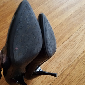 Cute half boots is being swapped online for free