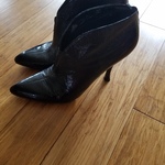 Cute half boots is being swapped online for free