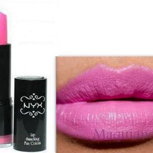 Nyx narcissus lipstick  is being swapped online for free