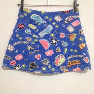 colorful skort for gym is being swapped online for free