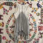 Top vintage style  is being swapped online for free