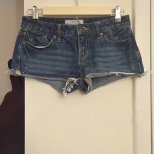 Aeropostale Shorts is being swapped online for free