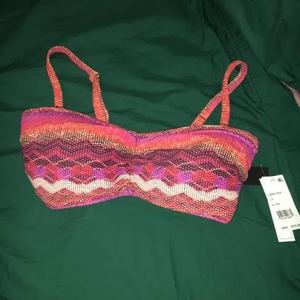 NWT bikini top is being swapped online for free