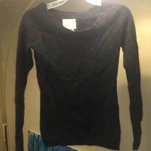 Old Navy Black Super Soft Sweater Medium is being swapped online for free