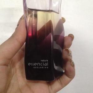 Essencial Exclusivo Natura perfume is being swapped online for free