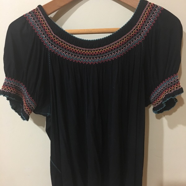 Fabulous Vintage Style Peasant Blouse is being swapped online for free