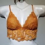 Lace Bralette is being swapped online for free
