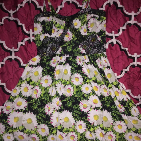Daisy sun Dress is being swapped online for free