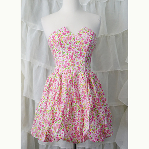 Betsey Johnson Floral Dress is being swapped online for free