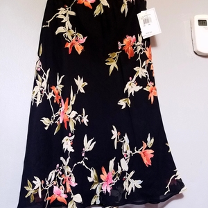 NWT Lily floral Skirt  is being swapped online for free