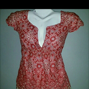 Eddie Bauer Top xs is being swapped online for free