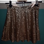 Fancy sequin skirt is being swapped online for free