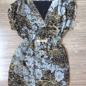 lace/leopard pattern dress is being swapped online for free