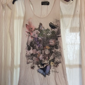 Graphic tank top is being swapped online for free