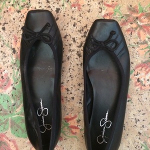 Jessica Simpson ballet flats  is being swapped online for free