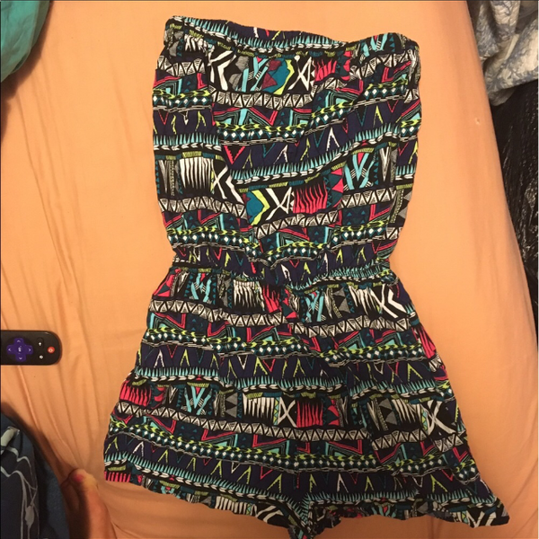 Strapless Romper Size 2 is being swapped online for free