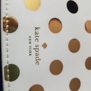 Kate Spade Pouch  is being swapped online for free