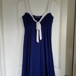 Navy dress  is being swapped online for free