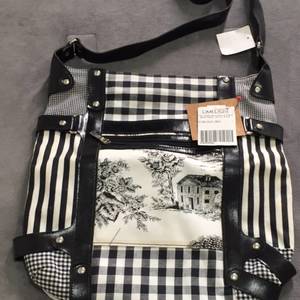 Limelight messenger bag is being swapped online for free