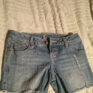 Jean shorts - 1 is being swapped online for free