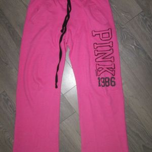 Cute PINK ! Victoria's Secret longue pants :) is being swapped online for free