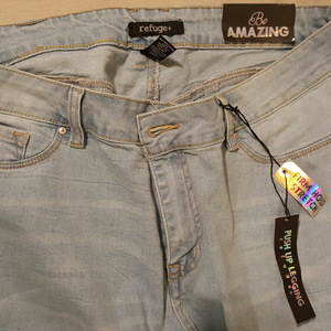 Charlotte Russe Jeans is being swapped online for free