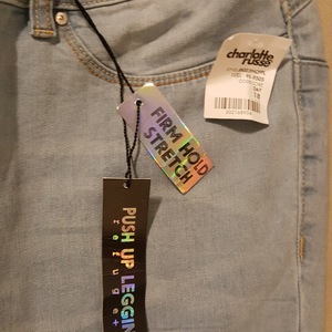 Charlotte Russe Jeans is being swapped online for free