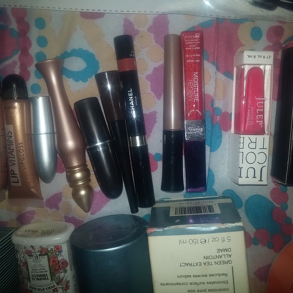 Huge New and Used Lot Mac Julep Channel Dior Olay Regenerist Perricone Rickys elf Ulta Shea Moisture Manna Kadar Lot Nail Polish is being swapped online for free