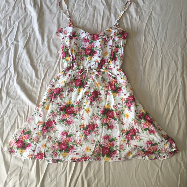 Sun dress is being swapped online for free