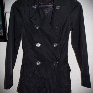 EXPRESS Black Button-Down Ruffle Hem Jacket (sz. extra small) is being swapped online for free