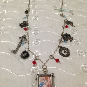 Alice in Wonderland necklace is being swapped online for free
