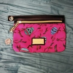 Betsey Johnson clutch is being swapped online for free