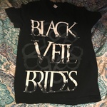 blake veil brides tee is being swapped online for free