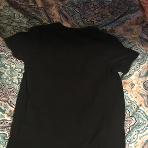 blake veil brides tee is being swapped online for free