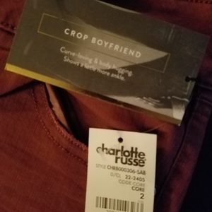NWT refuge crop boyfriend jeans is being swapped online for free