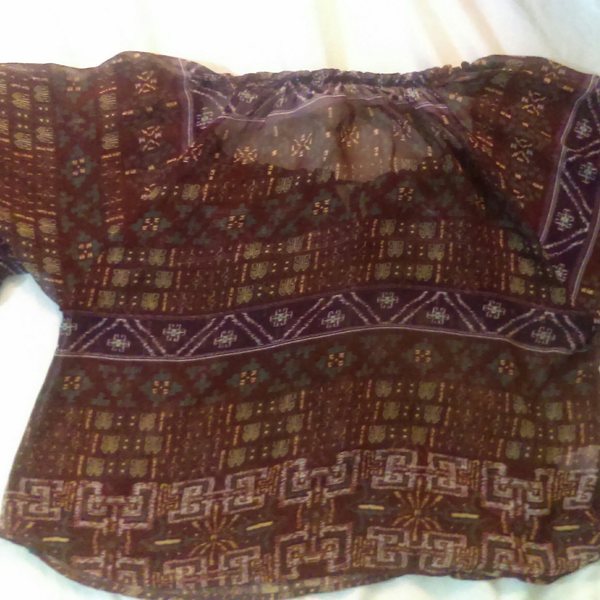 Casual sheer top in maroon & purple is being swapped online for free