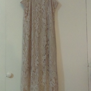 Lacey summer dress is being swapped online for free