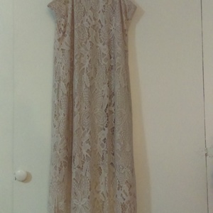 Lacey summer dress is being swapped online for free